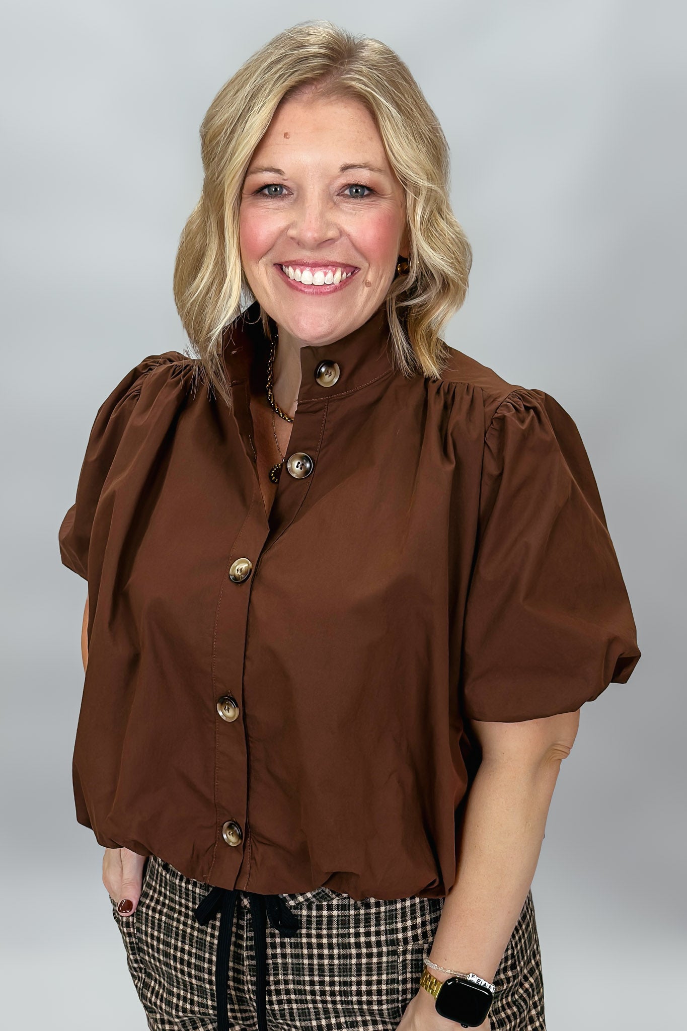 Running For Cover Solid Short Button Front Bubble Top, Brown