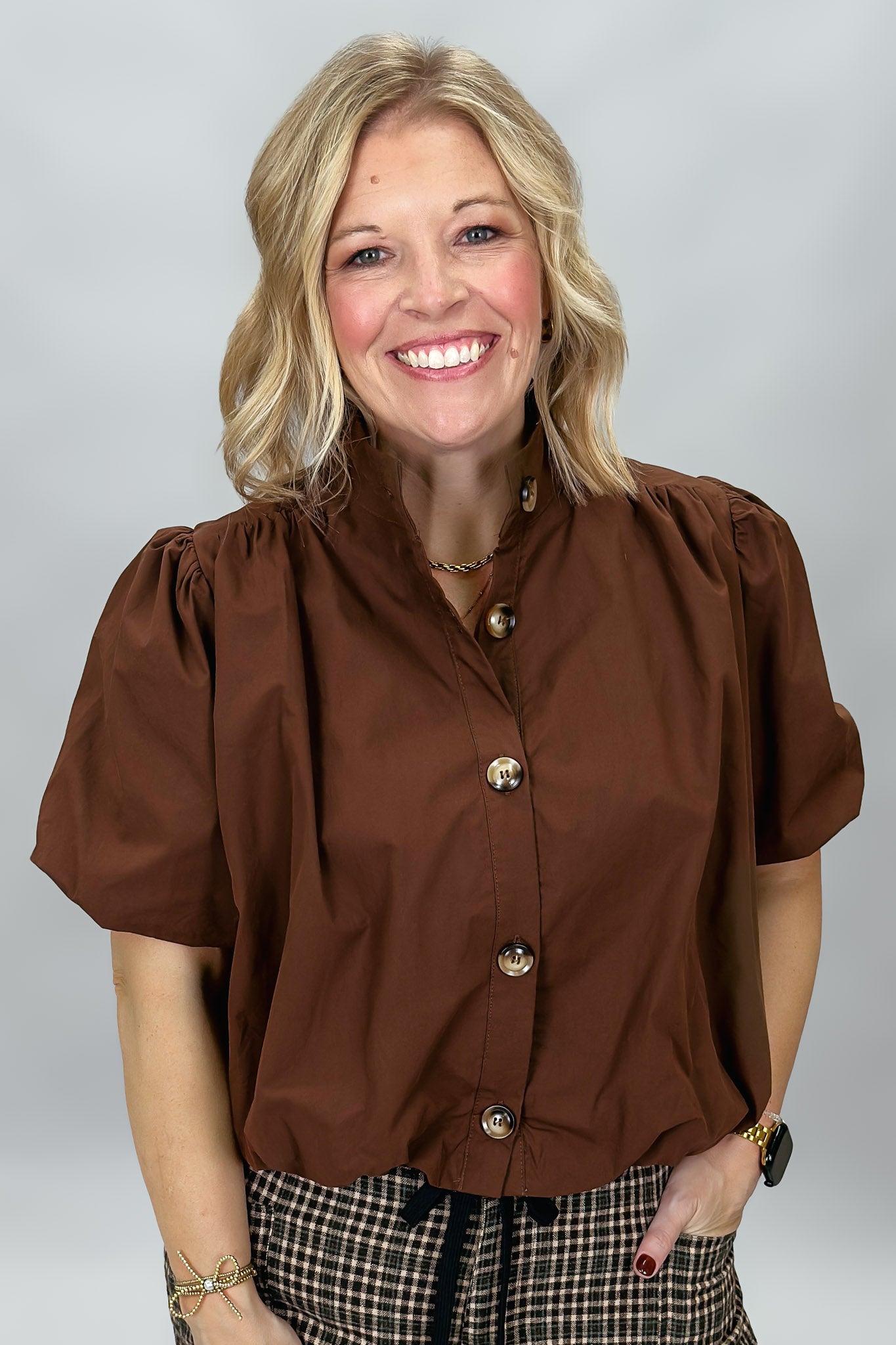Running For Cover Solid Short Button Front Bubble Top, Brown