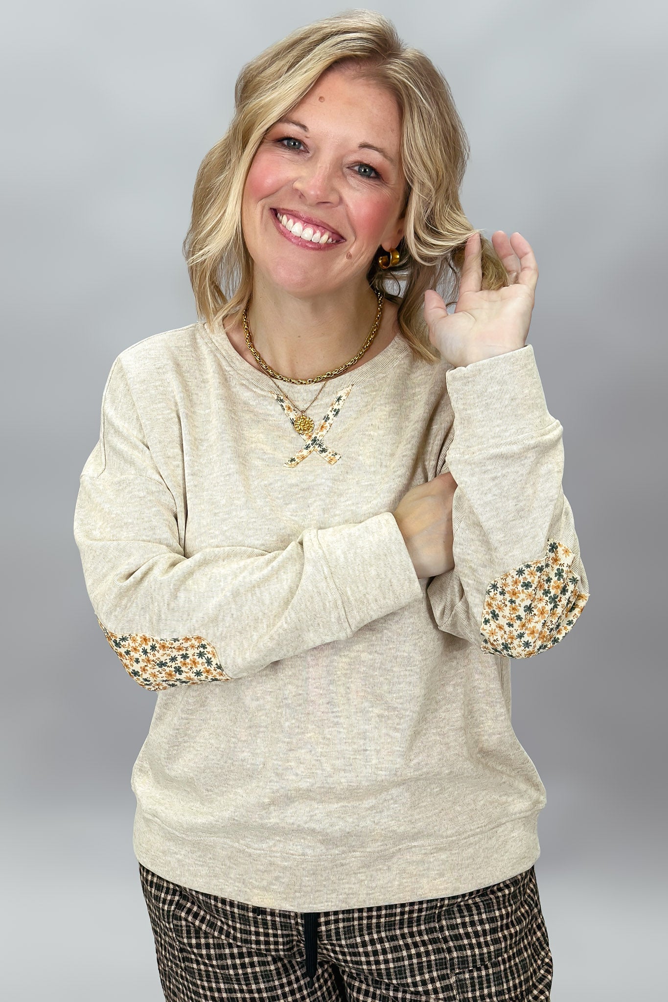 Violet City Floral Patch Crewneck Sweatshirt, Oatmeal